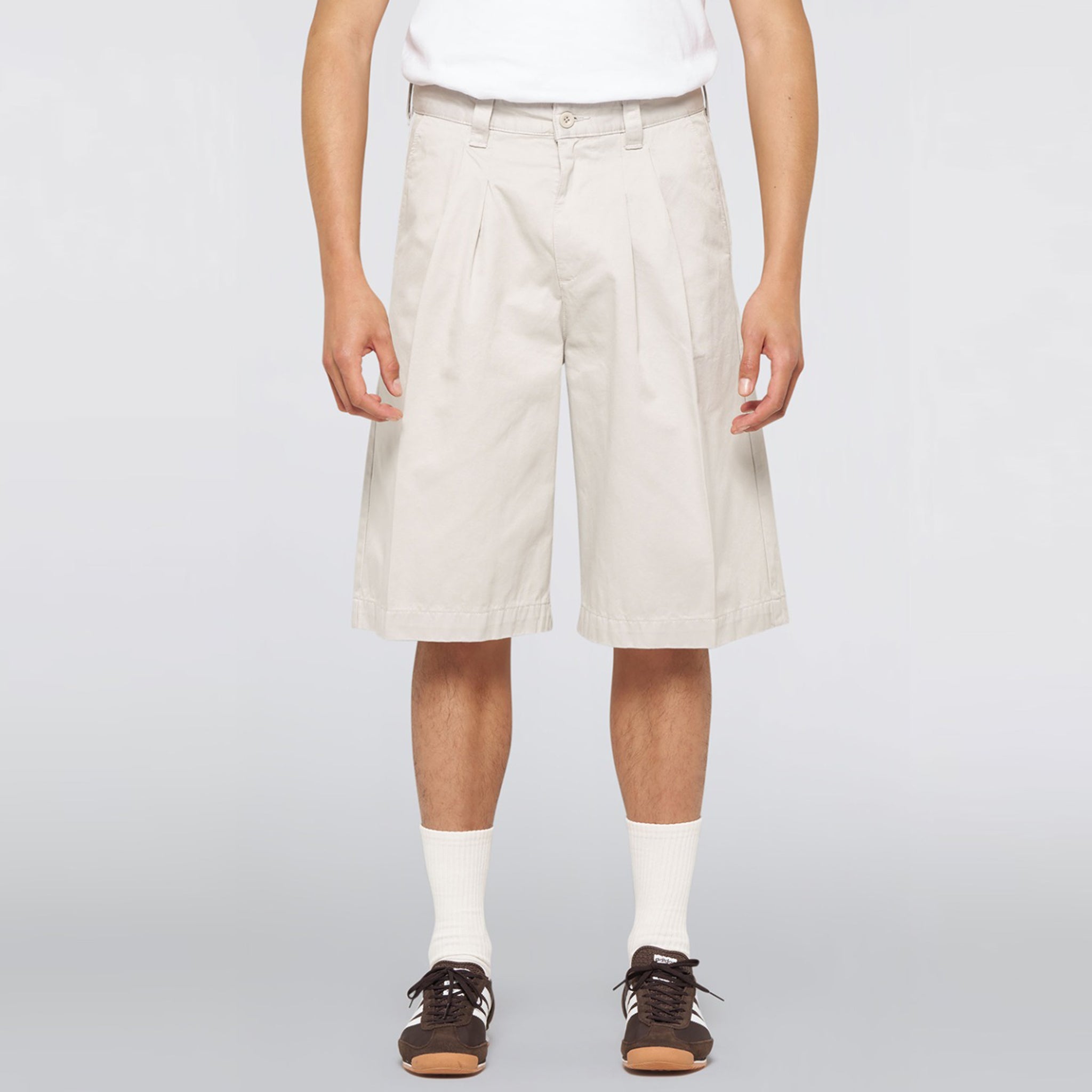 Edwin Adams Short - Glacier Grey