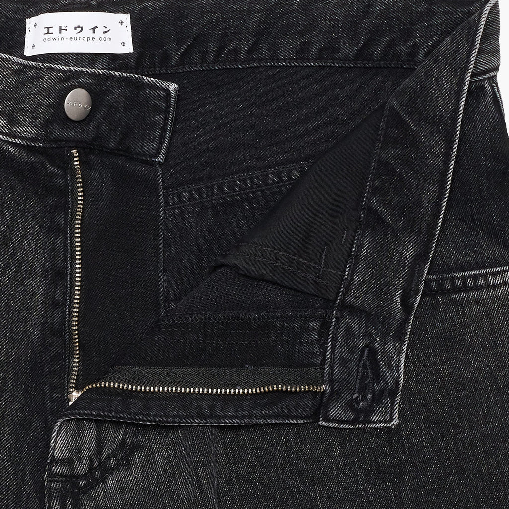 Edwin Worker Short Black Matt Wash