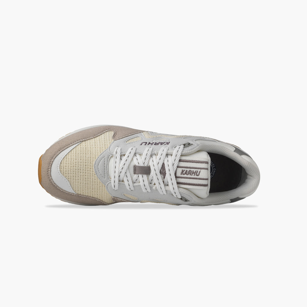 Karhu Legacy 96 Atmosphere Asparagus