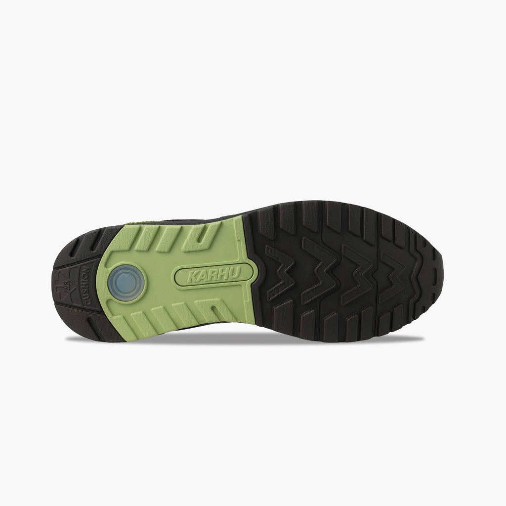 Karhu Legacy 96 - Avocado / Chocolate Torte