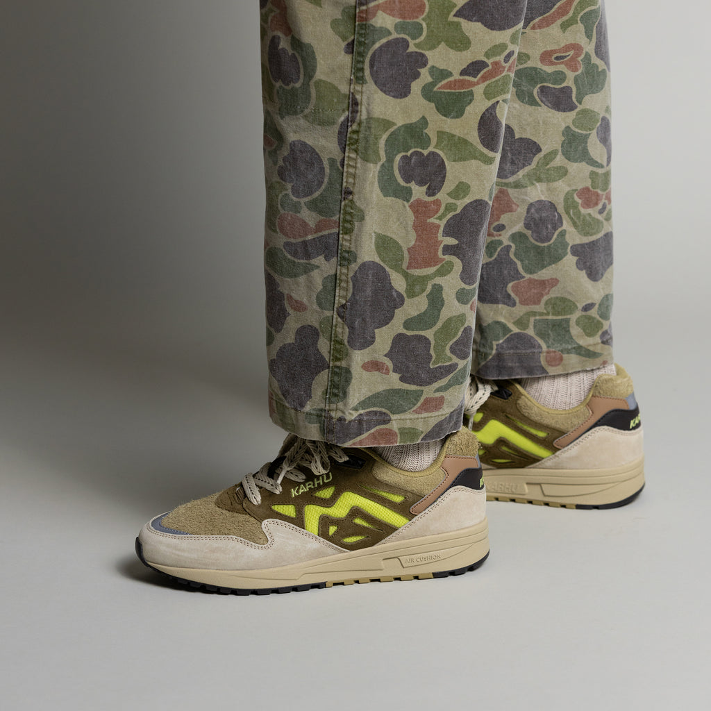 Karhu Legacy 96 - Mojave Desert / Wild Lime