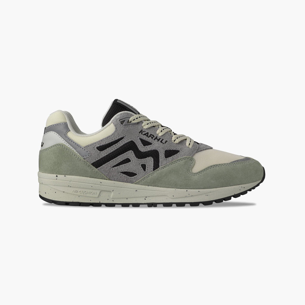Karhu Legacy 96 Tea Jet Black