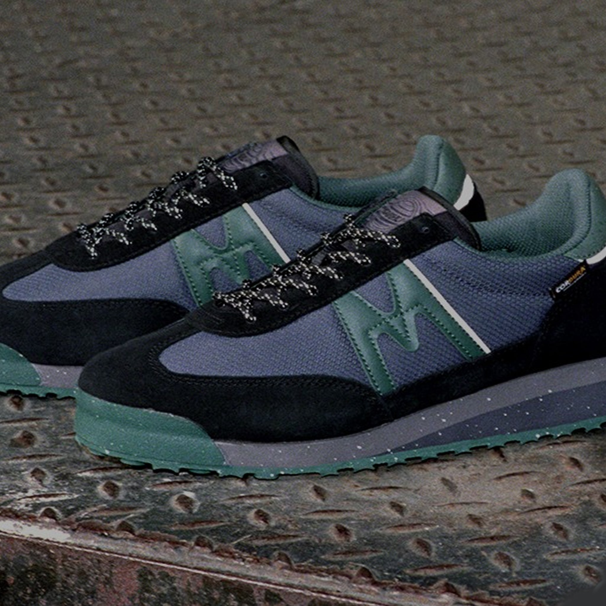 Karhu Mestari Control - Caviar Rain Forest