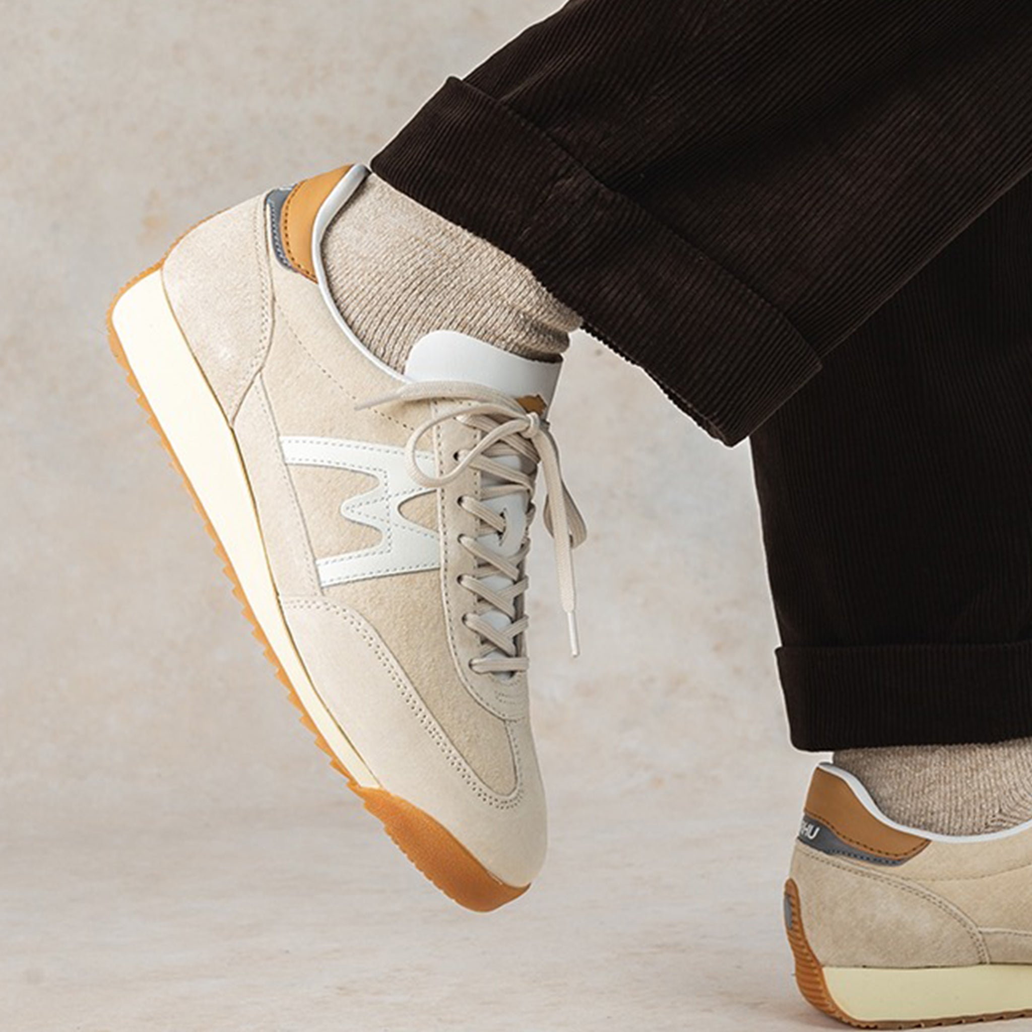 Karhu Mestari - Turtledove Bright White