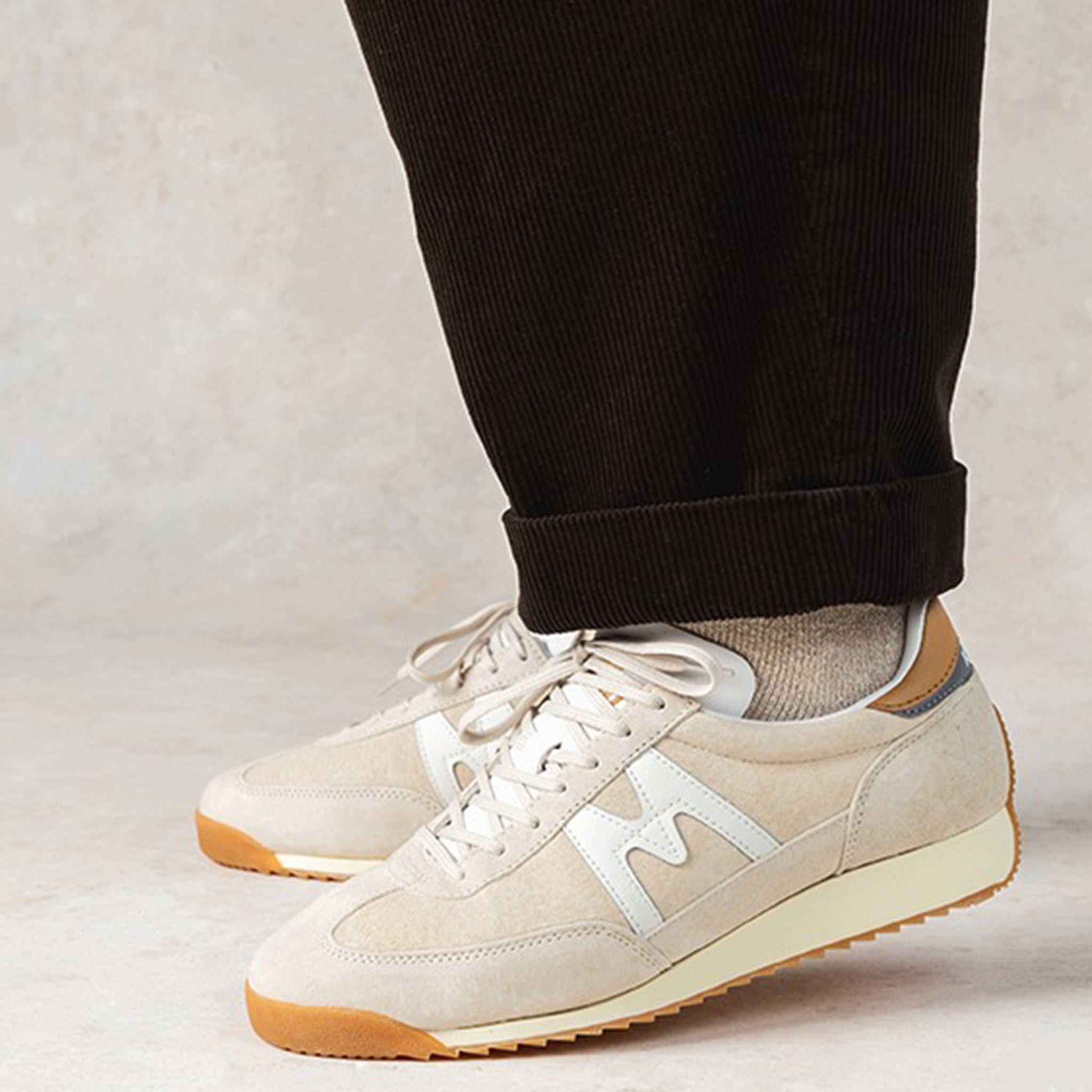 Karhu Mestari - Turtledove Bright White