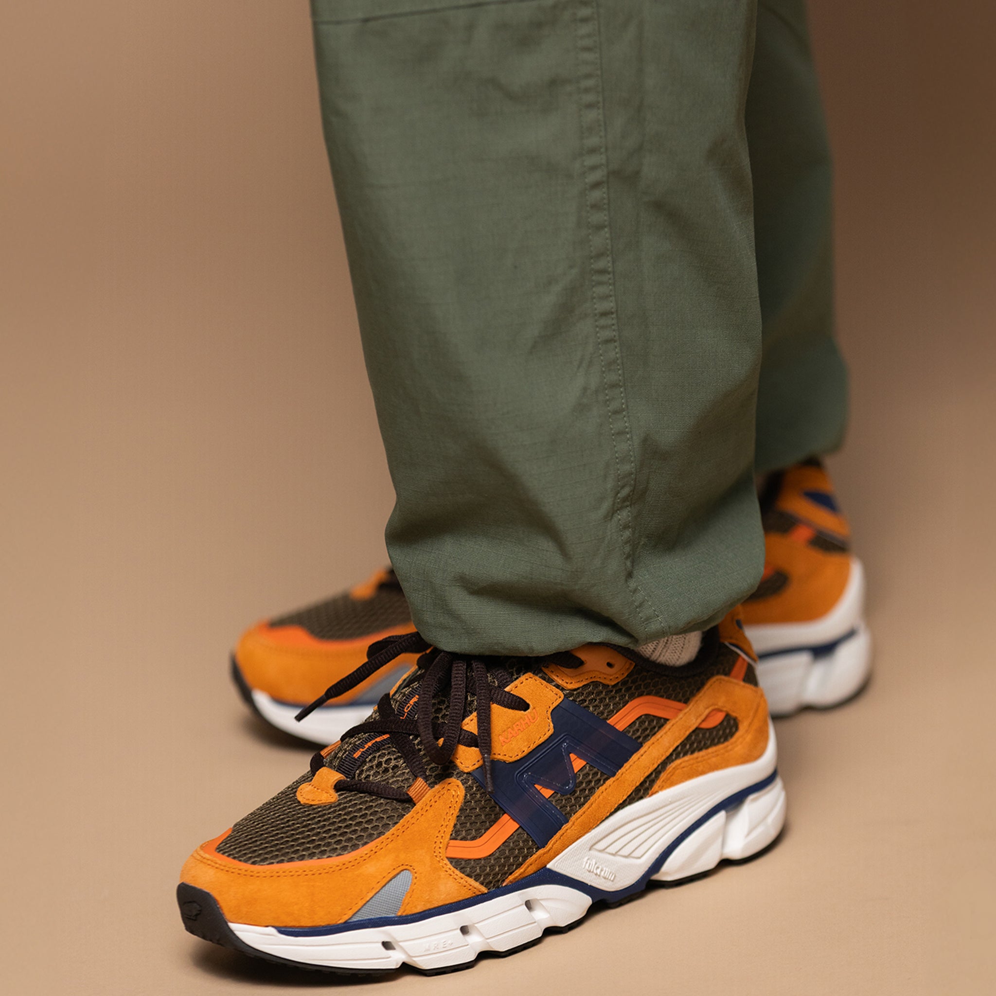 Karhu Super Fulcrum Nugget Navy Peony