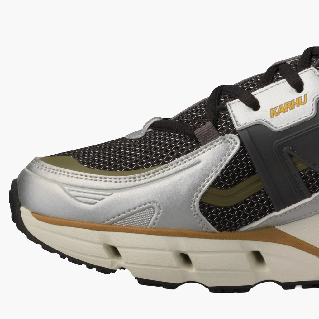 Karhu Super Fulcrum Silver - Dark Gull Gray