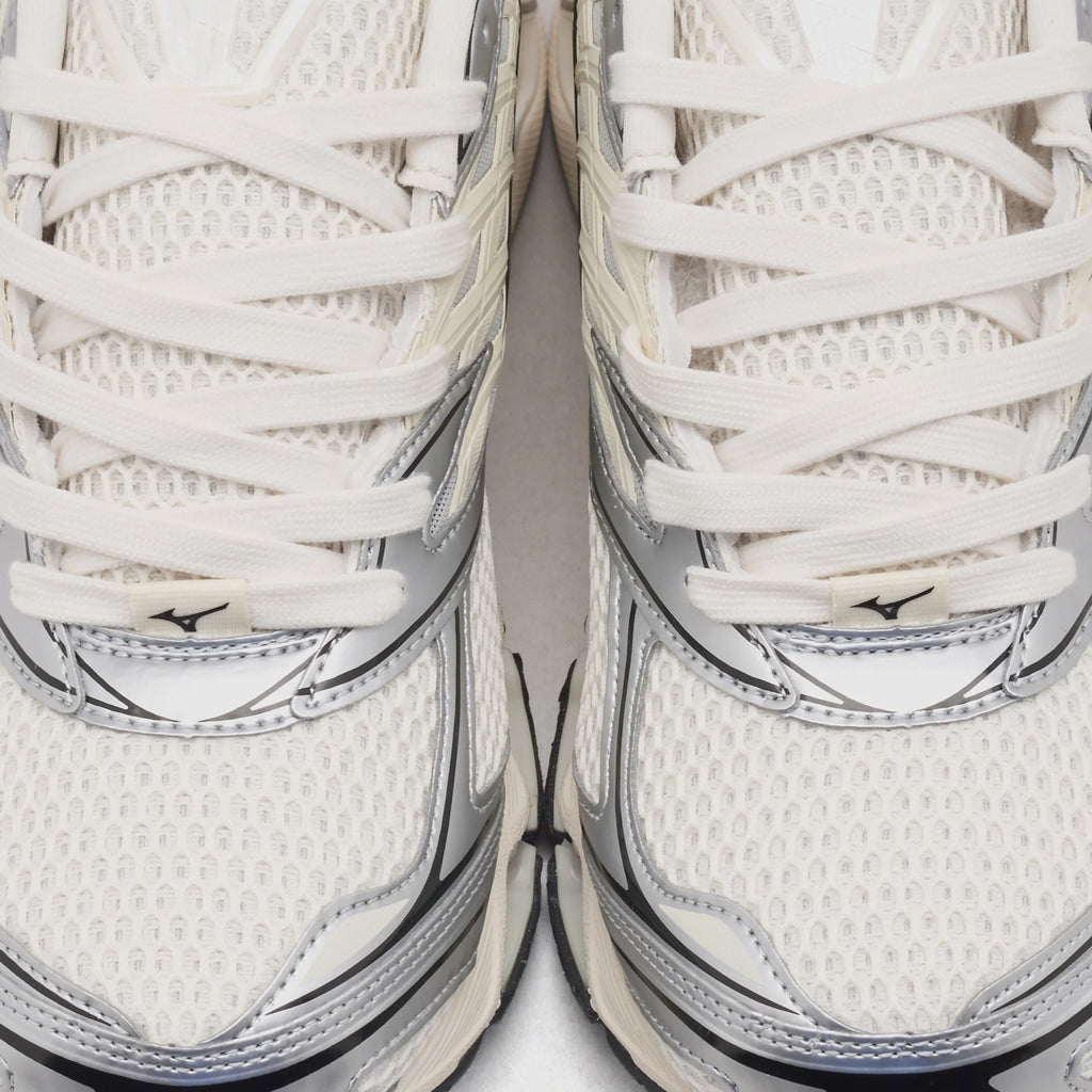 Mizuno Wave Prophecy LS Pristine Silver