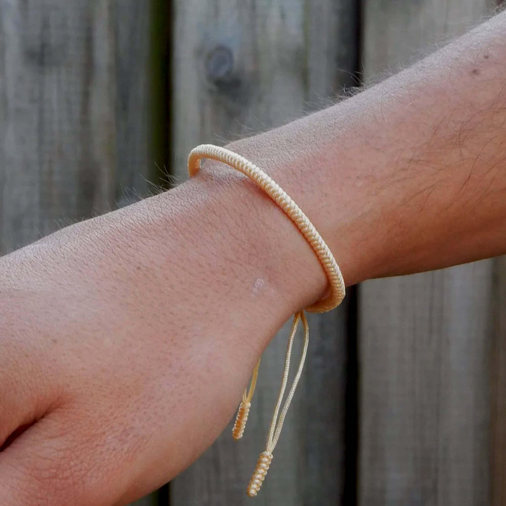 Mundo Bracelets Tibetan Temple Armband Champagne
