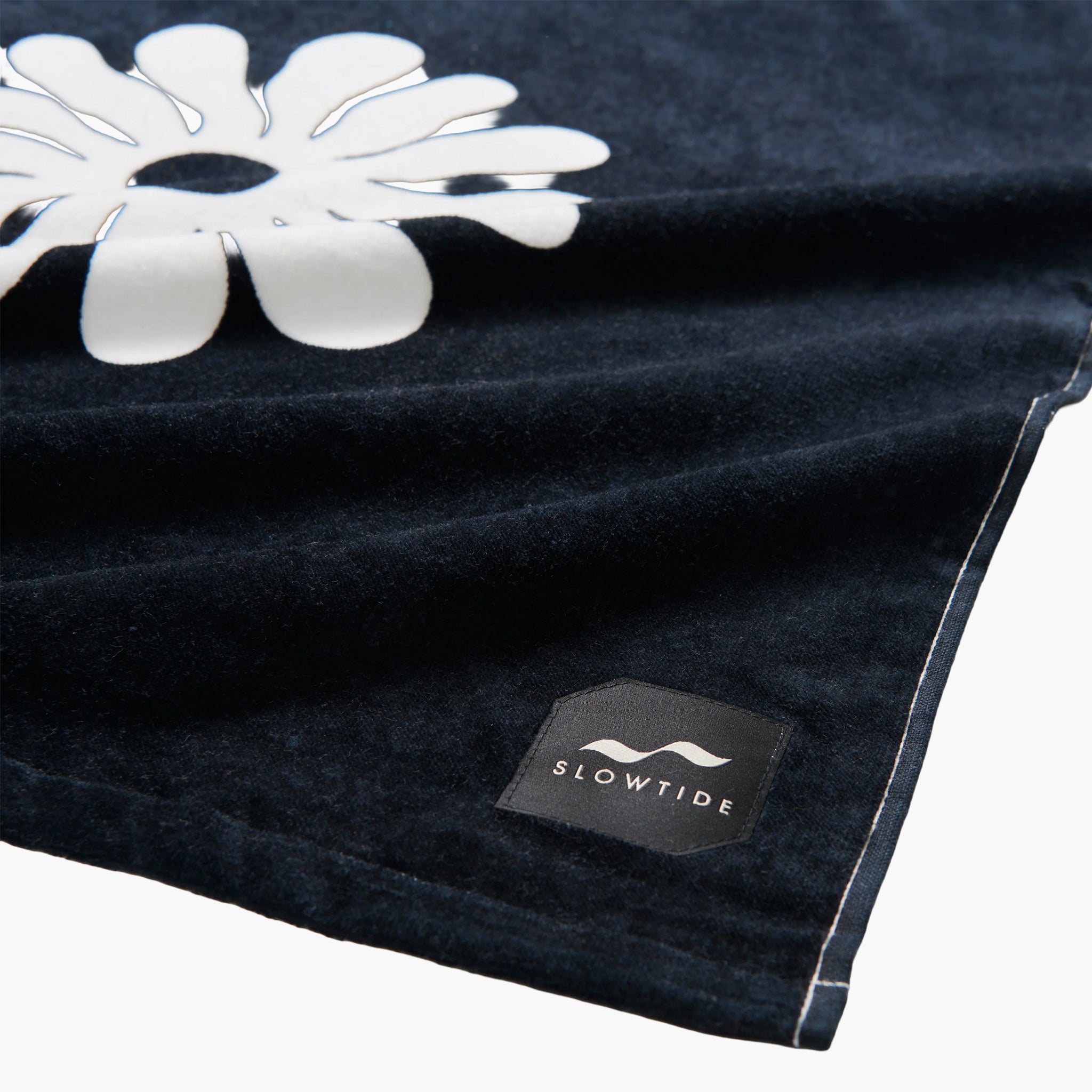 Slowtide Botanical Balance Beach Towel - Black
