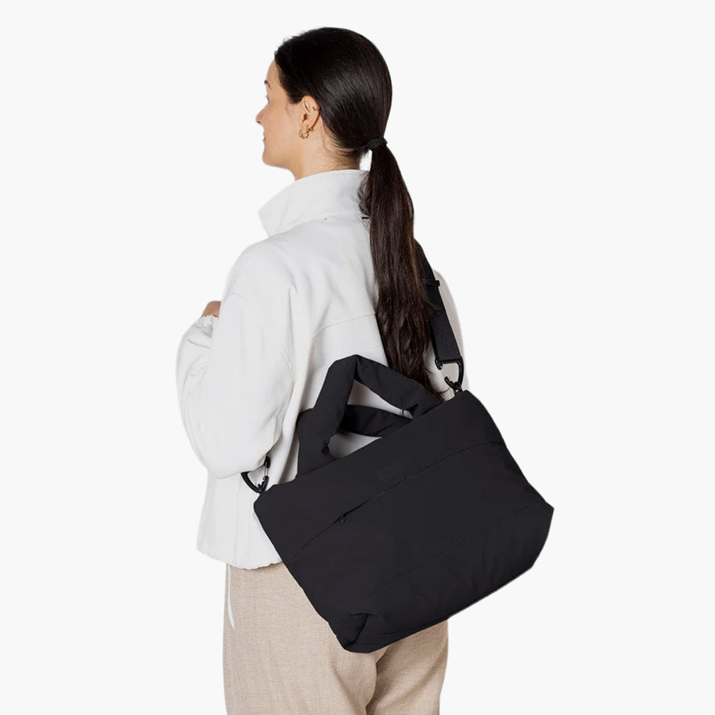 Ucon Acrobatics Olivia Puffy Bag Mini - Black
